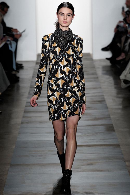 wes_gordon_fall_inspiration_designs_print_70s_vibes