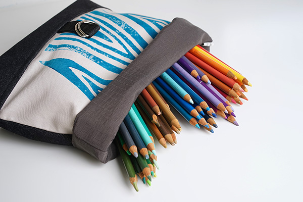 Travelling Alice_digital fabrics_custom fabric_fabric printing